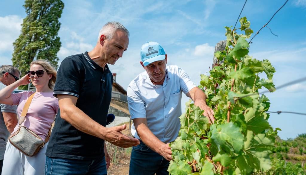 FOTO in VIDEO: Cigler Kralj po ogledu suše: »Obljubim lahko to, da ne bodo ostali sami«