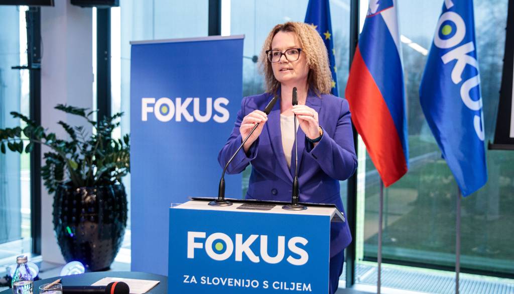 Ministrica razkriva, kaj bi lahko spremenilo Štajersko: hitra železnica, letališče in nova delovna mesta