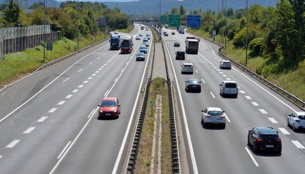 Nova vrsta radarjev na slovenskih avtocestah, tako bodo preverjali voznike