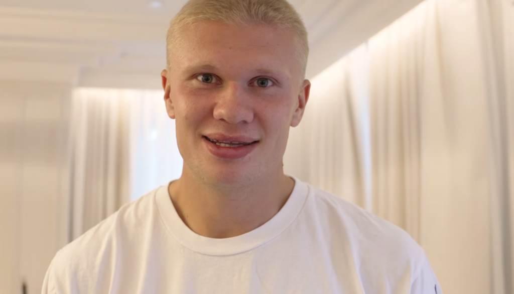 VIDEO: Bi ga sploh prepoznali? Haaland drastično spremenil videz