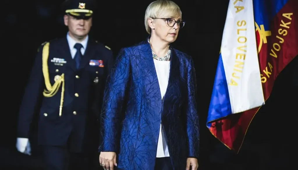 Preobrat na vrhu: Nataša Pirc Musar po več kot dveh letih ni več najbolj priljubljena