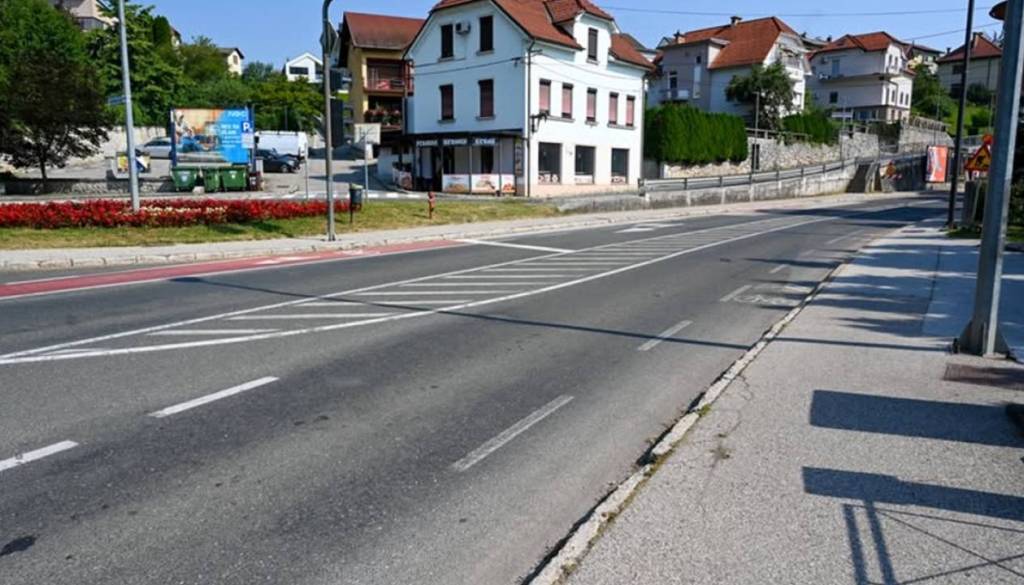 Konec prenove Seidlove še zadnjič sprožil močan odziv občanov: »Kar je dnevno stanje na vse strani okoli mesta ni za nikamor...«