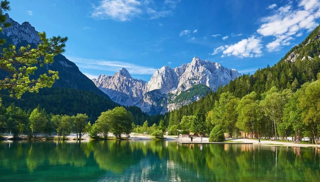 Kratkotrajno oddajanje v Kranjski Gori: besedo bodo dobili prebivalci