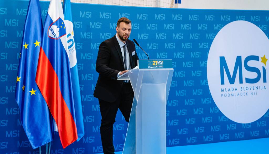 Županska tekma v Kostanjevici na Krki se zaostruje: V boj se podaja tudi Alen Lenič