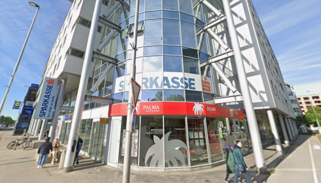 Novi podatki o milijonski aferi, v središču mariborska poslovalnica banke Sparkasse