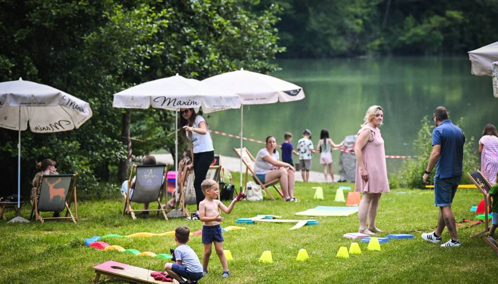 Ob Dravi bo v nedeljo živahno, med atrakcijami tudi hoja po vodi v velikanskih žogah
