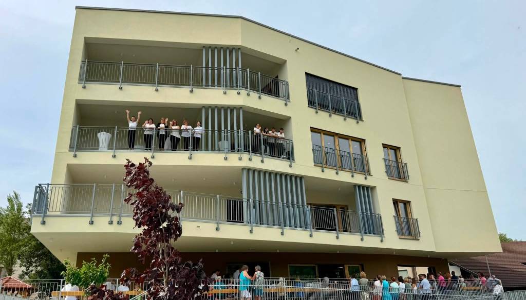 Odprli Dom starejših občanov Sodražica, prvi stanovalci prihajajo oktobra