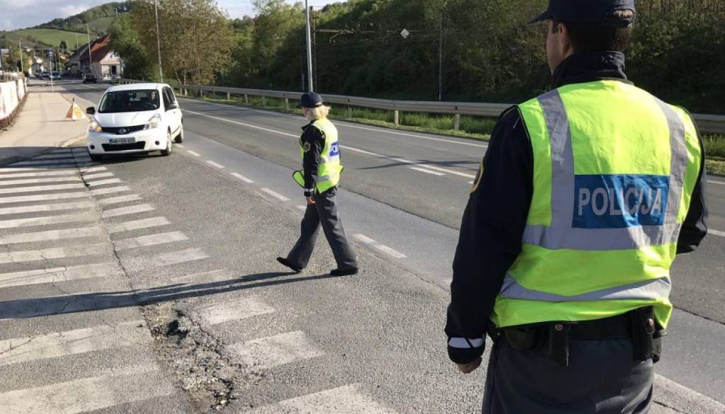 Policija začenja enotedensko akcijo, poostreno nadzira prehitre voznike