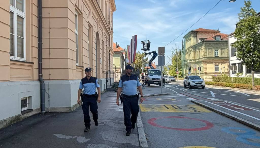 Otroci se vračajo na ceste, mariborski policisti bodo jutri še posebej pozorni