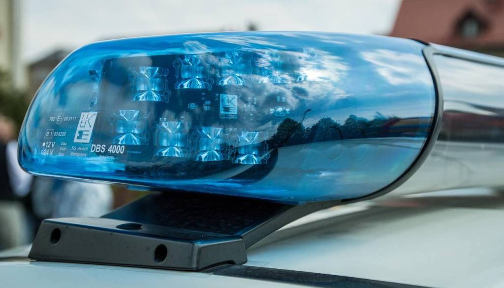 Hrvaška policija izsledila 64-letnika, ki Slovenca napadel s kovinsko palico