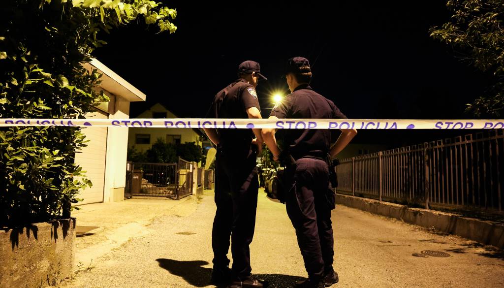 Na Hrvaškem napadli Slovenca, pri ribiškem pomolu ga je dvakrat udaril s kovinsko palico