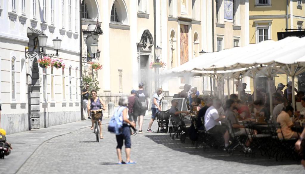Bo danes vročinski rekord v Ljubljani? Temperature se že približujejo 40 stopinjam