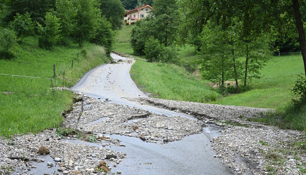 Sanacija ceste Žetale–Majšperk po plazu se še ni začela, občina pojasnjuje razloge