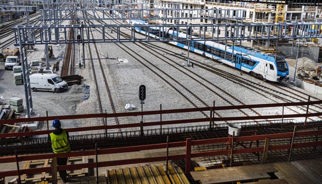 Do vlaka 600 metrov peš: Zaradi del na ljubljanski železniški postaji prihajajo velike spremembe
