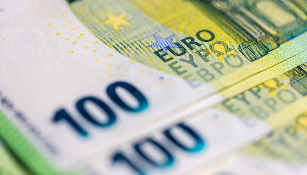 Srečnež z dobitnim listkom Eurojackpota osvojil lep denarni dobitek