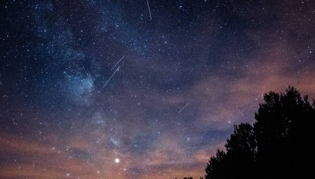 Bliža se na nebesni spektakel, letos odlični pogoji za opazovanje