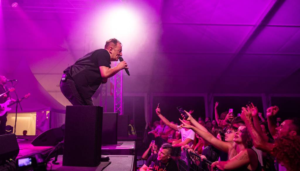 FOTO in VIDEO: Prljavo kazalište razgrelo Veliko Polano in poskrbelo za nepozaben festivalski večer