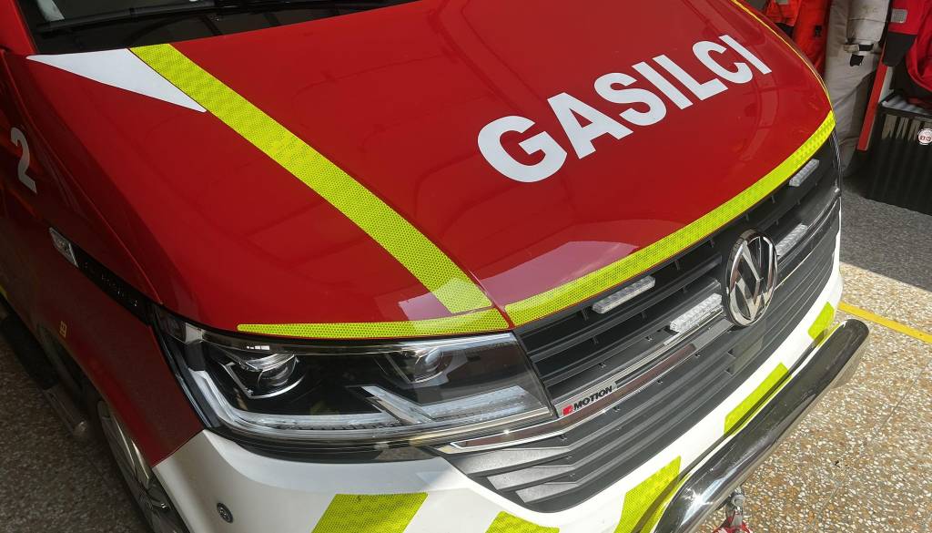 Zagorela elektro omarica na gospodarskem poslopju v Bukovcih