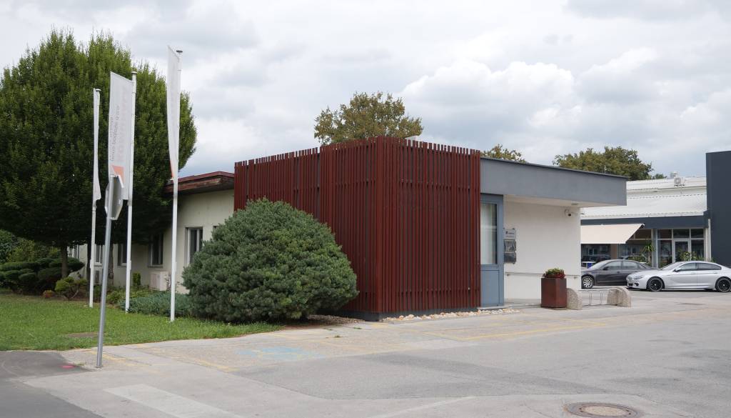 Večina javnih dejavnosti Komunale poslovala z izgubo, leto 2025 kljub temu zaključili z dobičkom