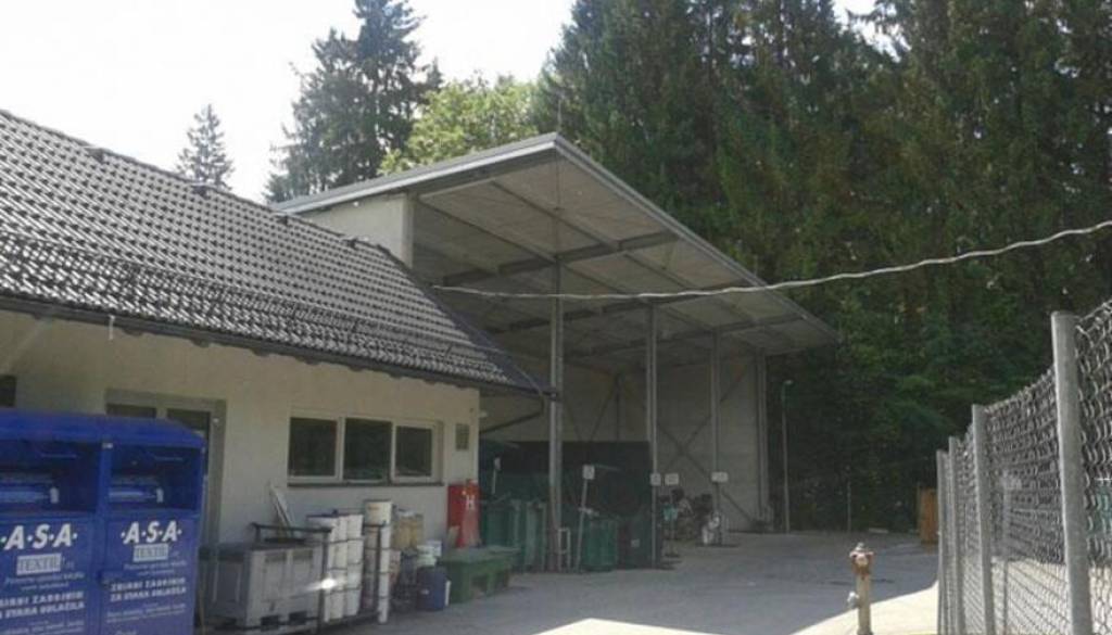 Zbirni center Šenčur bo več dni zaprt, zabojnike bo treba pripraviti prej