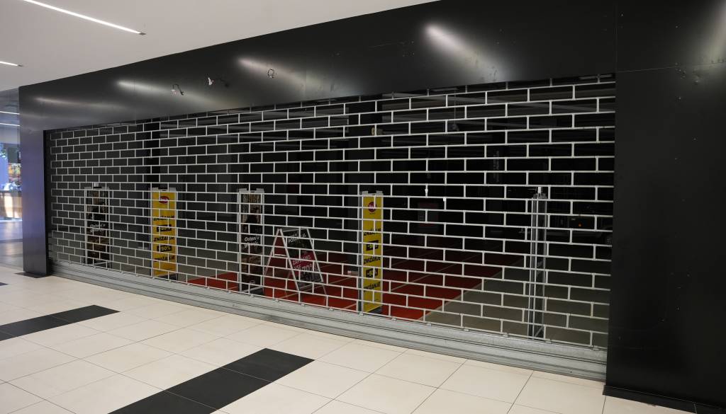 V nekdanje prostore Hervisa prihaja nov ponudnik, Intersport razkril, ali načrtuje širitev v Pomurje
