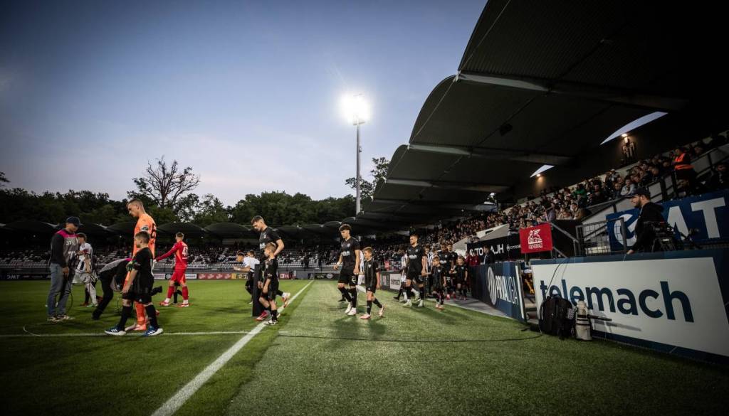 Policija bo na tekmi Mura – Celje snemala navijače in okolico stadiona