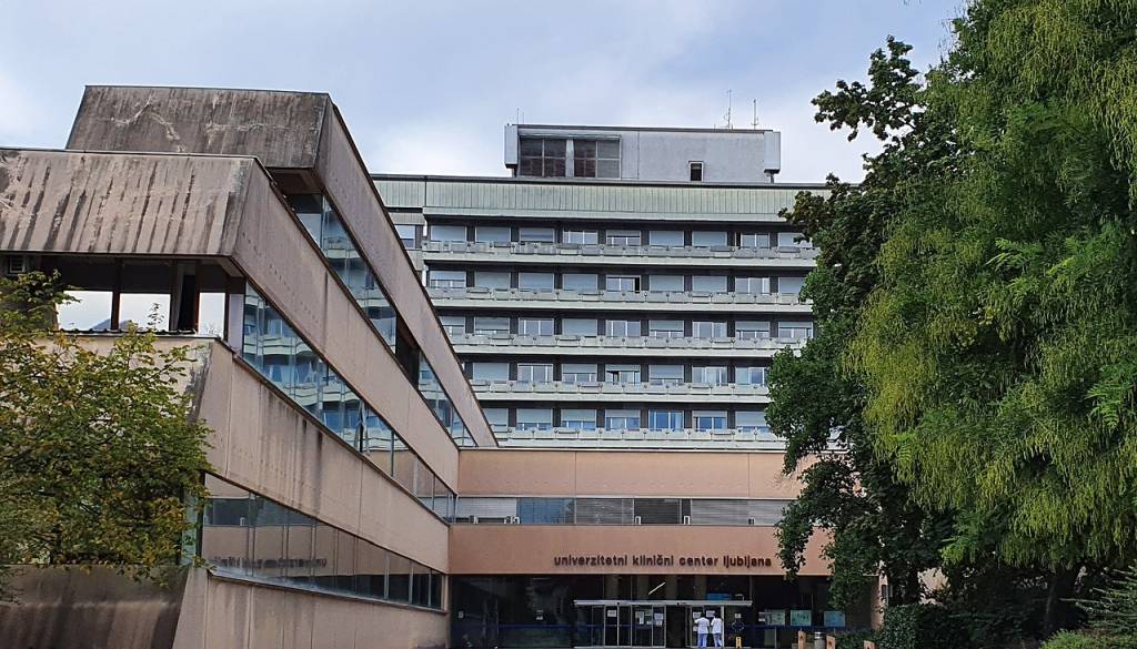 Zaposlena fotografirala paciente, posnetki nato zašli iz UKC Ljubljana