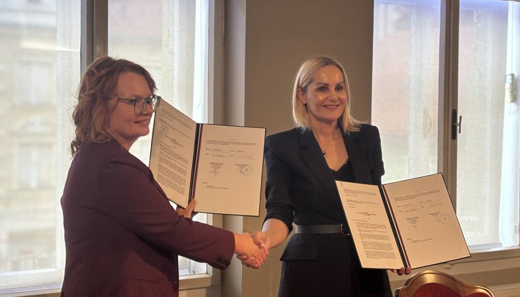 Podpis pogodbe odpira pot nadzidavi Zdravstvenega doma Ptuj