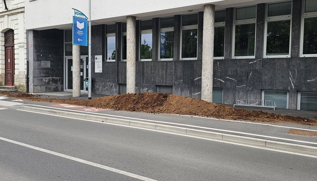 Objavljamo pretresljivo izpoved mame otrok, povezane s protesti z gnojem: »Dolgo sem molčala, a zdaj je dovolj«