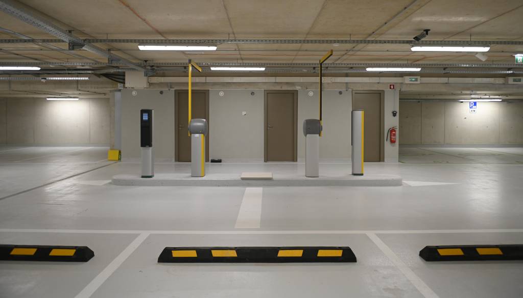 To se prebivalci glavnega mesta pogovarjajo na spletu: »Parkirno mesto je bolj redko kot čustveno dostopen Ljubljančan«