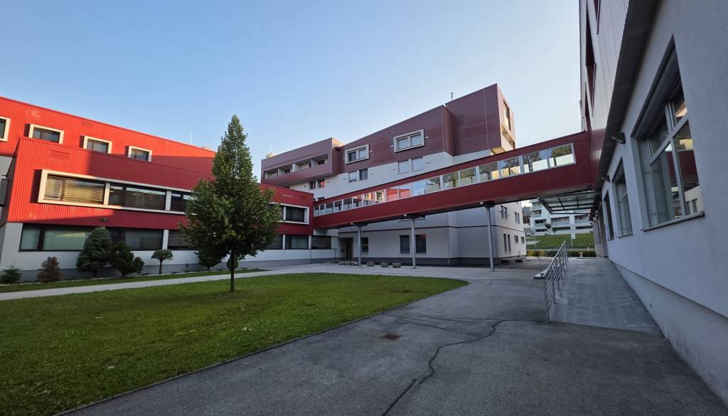 Prenovljeni dijaški dom v Škofji Loki: 5,8 milijona evrov za sodobnejše bivanje mladih