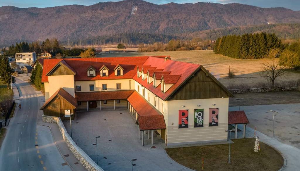 Rokodelski center Ribnica išče novega direktorja