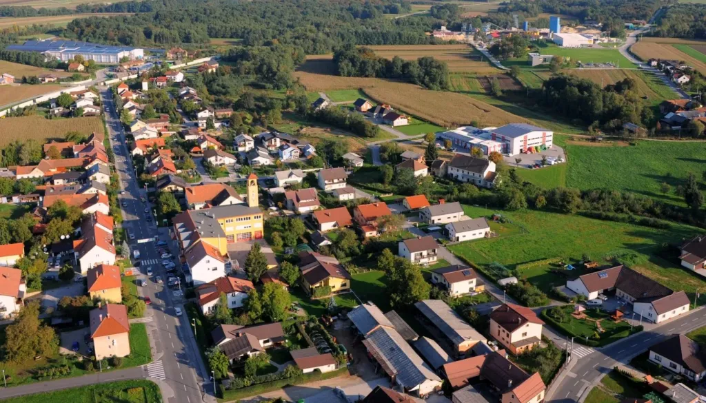 V Puconcih se obeta ponovitev tesnega boja izpred štirih let, Ines Magdič kandidaturo odločno zanikala