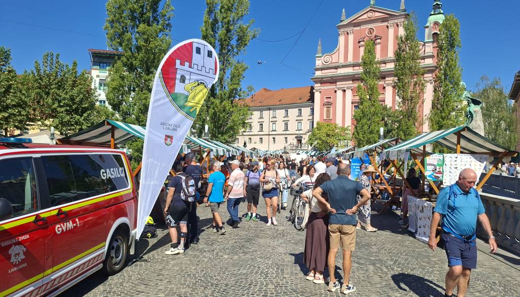 Več kot 120 organizacij nagovorilo Ljubljančane. Pomagajo tam, kjer država ne zmore