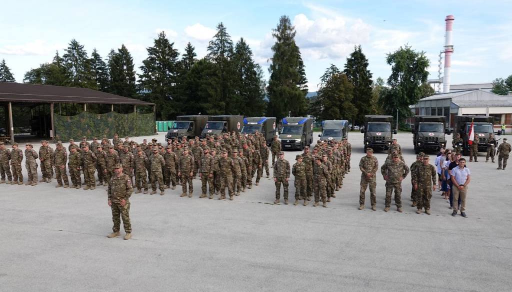FOTO: V novomeški vojašnici praznovali 35 let enote s posebno vlogo v Slovenski vojski