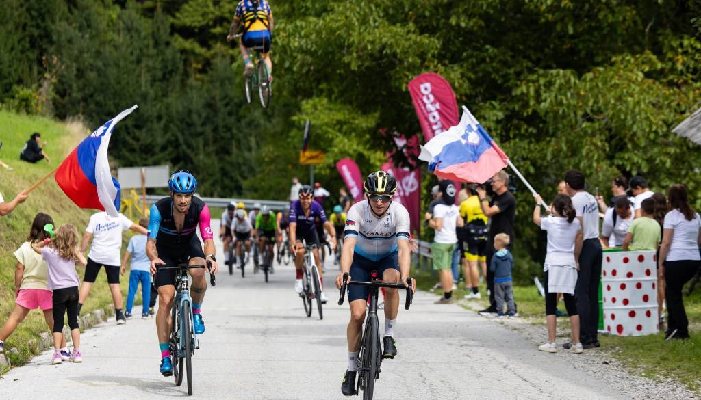 L'Etape Slovenia postregel s spektaklom, na startu 1.600 kolesarjev