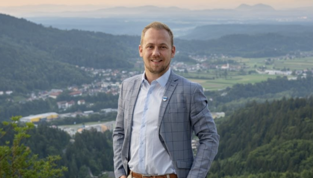 Pri 30 letih v boj za župana Tržiča: »Občina potrebuje svežo energijo«