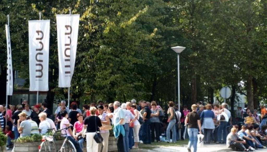 Zaradi stečaja Mure bo veliko ljudi zaprosilo za izredno socialno pomoč