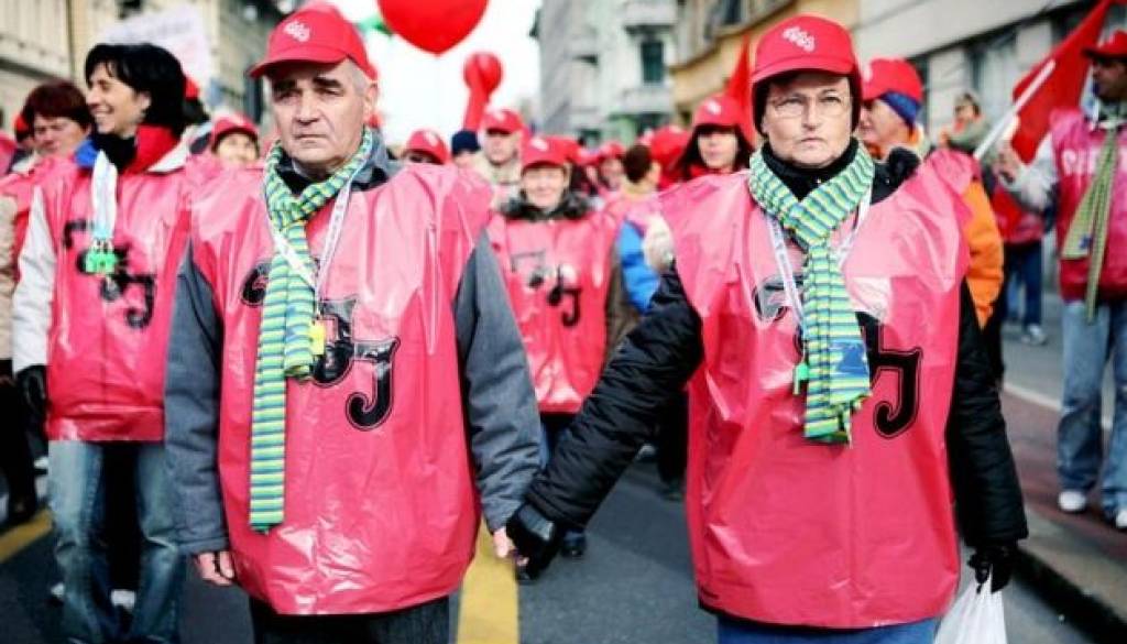 Sindikalne_demonstracije_08_Foto_Ciril_Jazbec.JPG