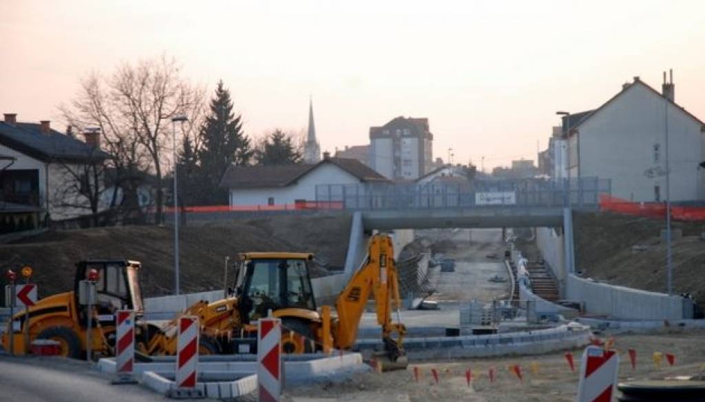 Podvoz bo končan v pogodbenem roku, ki je junij 2010