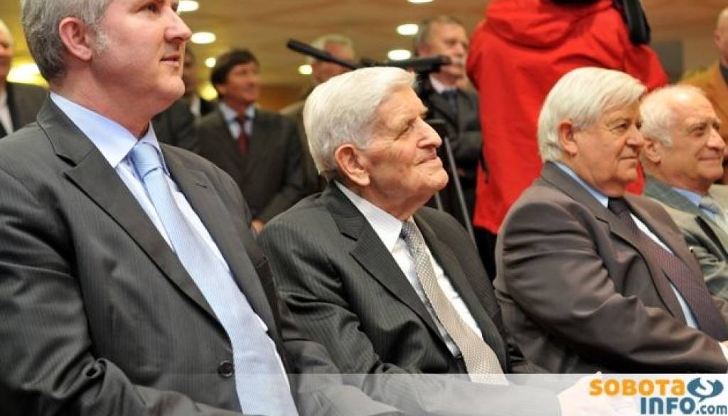 Župan MOMS Anton Štihec, Anton Vratuša in bivši predsednik Milan Kučan