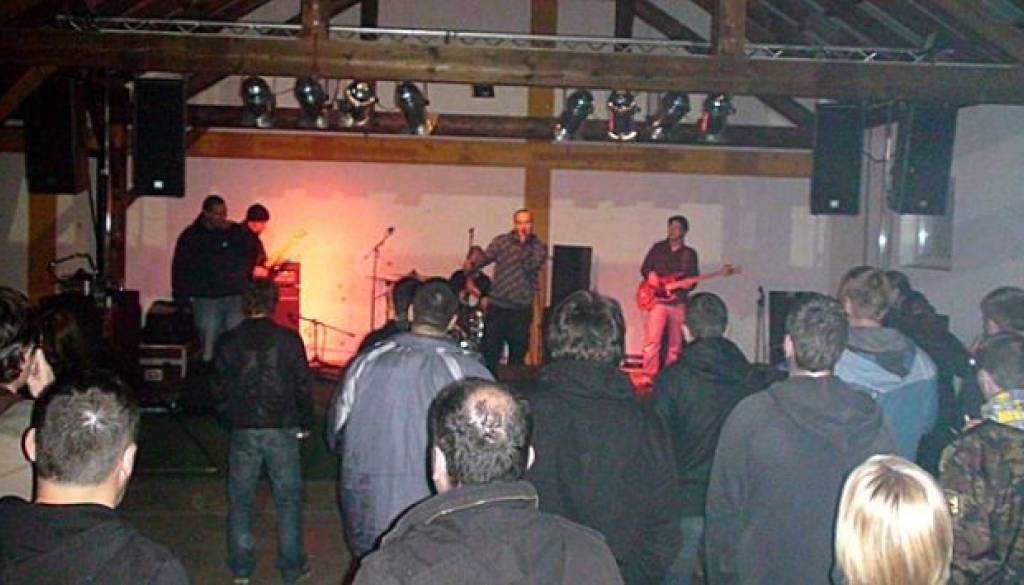 Stekli psi - Črenšovci