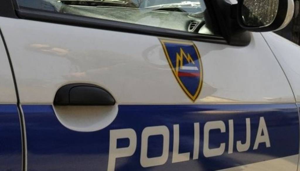 Policija44.jpg