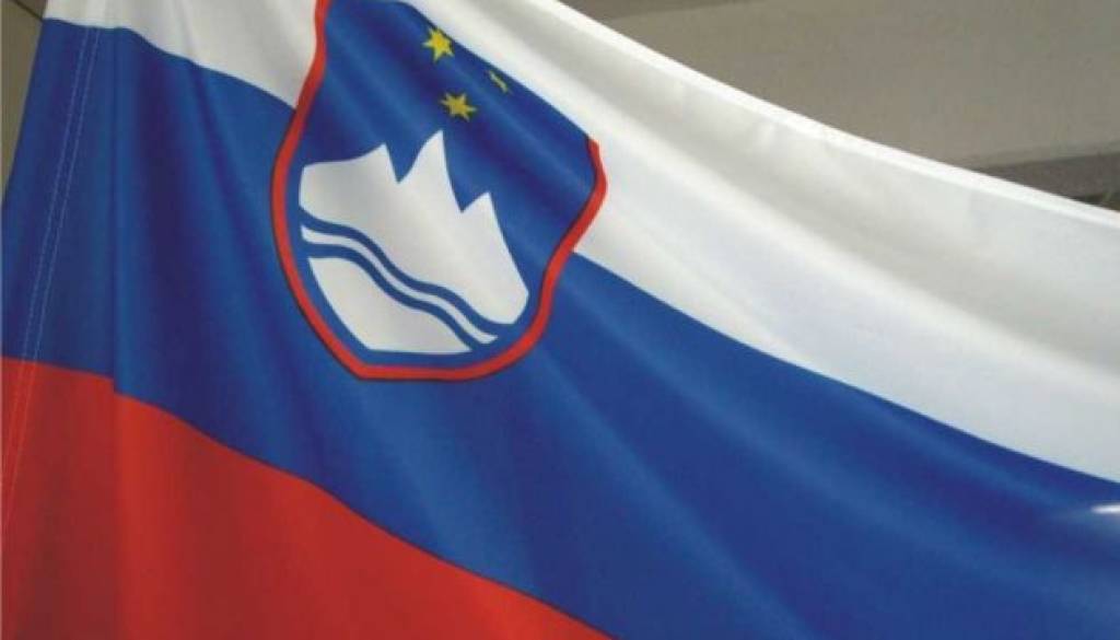slovenska_zastava.jpg