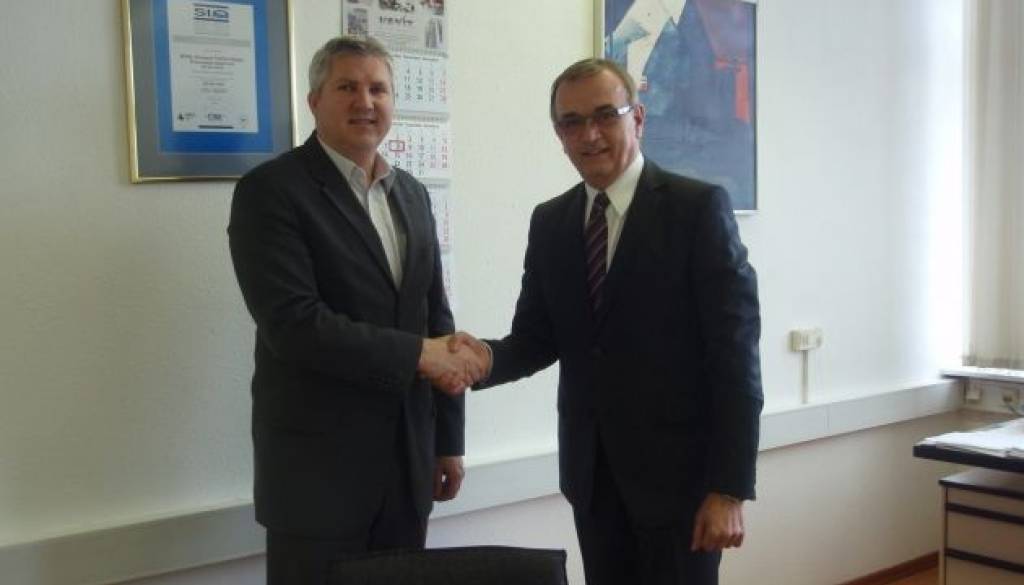 Župan Štihec in predsednik uprave Mura in partnerji MÃ¶rec.jpg
