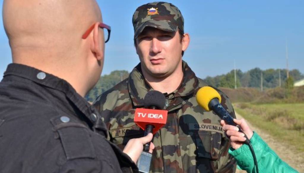 Poleg Primoža Kozmusa so se vaje udeležili tudi Rajmond Debevec, Robi Markoja, Raša Sraka, Peter Kauzer, Brigita Langerholc, Marija Pestak in Sonja Roman. 