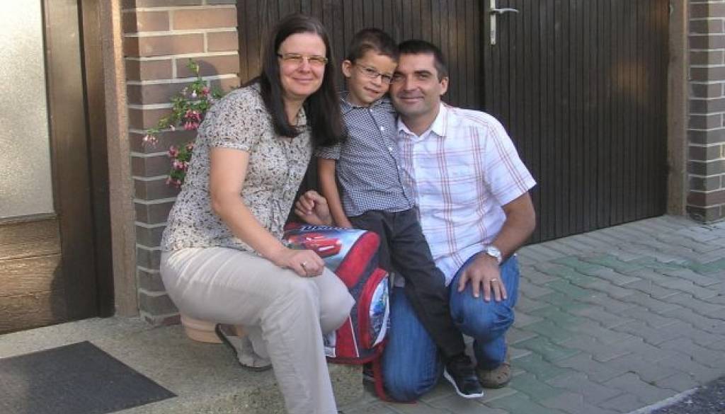 Foto: Simona Prosič Filip z družino (Foto: osebni arhiv).
