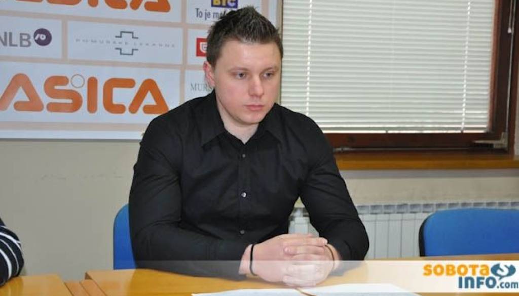 Primož Slavič vidi prihodnost v vzgoji mladih igralk