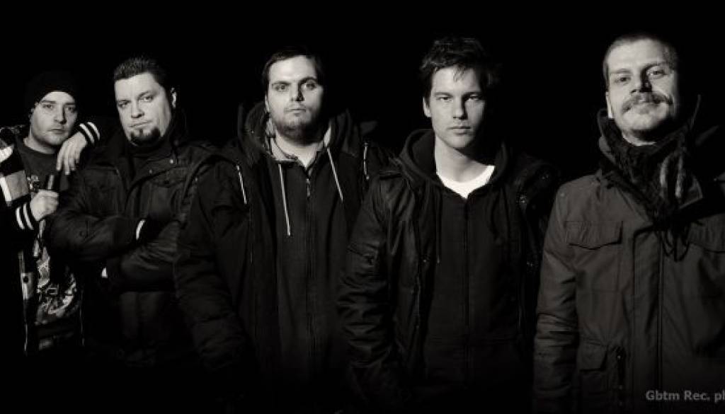 Stekli psi imajo Čisto vejst