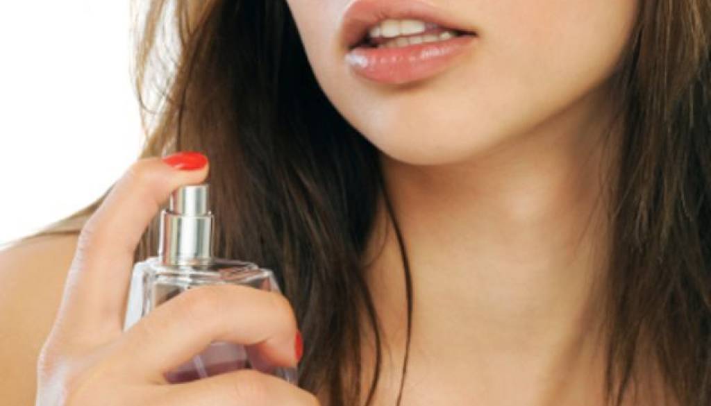 women_fragrance.jpg